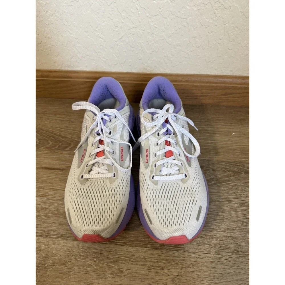 Brooks womens adrenaline
